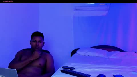 Hot Couple online show from October 16, 3:40 am