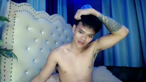 hot_fucker_ online show from April 2, 5:10 pm