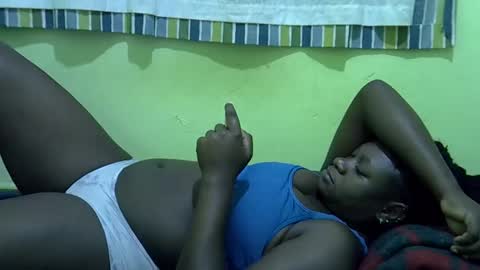 hot_girlly online show from February 10, 6:39 am