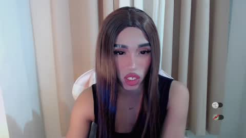 Khianna online show from July 16, 2:01 pm