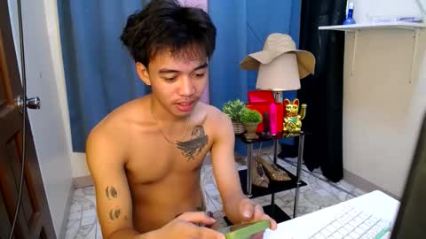 hot_kianxx online show from June 7, 12:48 am