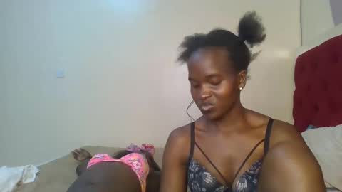 Hot petite online show from June 11, 12:32 am