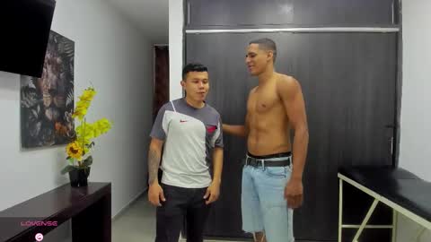 Vanesa Oliver and Andrew online show from February 6, 5:23 am