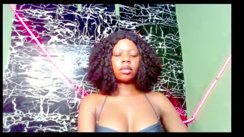 Stella online show from January 29, 4:30 pm
