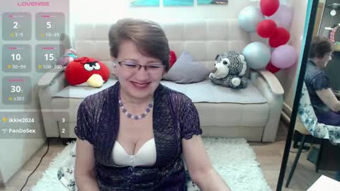 Sofia online show from April 3, 6:39 pm