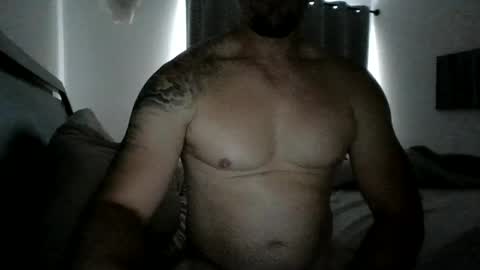 hotandhard123321 online show from June 18, 11:25 am