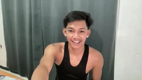 hotasian_jerome online show from April 8, 7:08 am