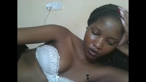 love online show from April 1, 4:48 pm