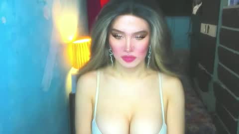 Snapshot of hotbabe_tanya chatting on April 29, 2:48 am T A N Y A online show from April 29, 2:48 am