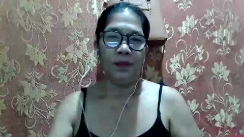 Snapshot of hotbetty_45 chatting on March 1, 1:18 am hotbetty_45 online show from March 1, 1:18 am