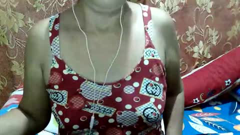 Snapshot of hotbetty_45 chatting on March 1, 1:24 pm hotbetty_45 online show from March 1, 1:24 pm