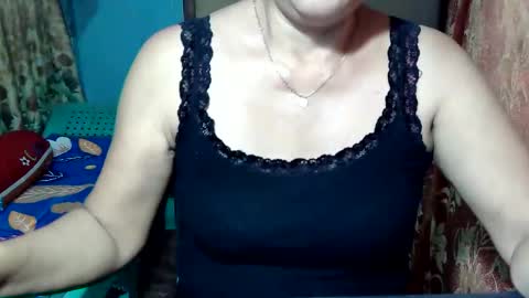 Snapshot of hotbetty_45 chatting on March 13, 12:50 am hotbetty_45 online show from March 13, 12:50 am