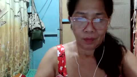 Snapshot of hotbetty_45 chatting on July 7, 1:37 pm hotbetty_45 online show from July 7, 1:37 pm