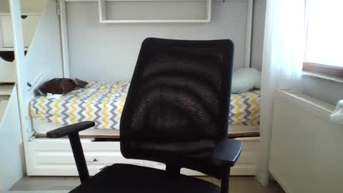 Snapshot of hotboy975334 chatting on July 20, 9:01 am Alp online show from July 20, 9:01 am