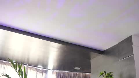 Anais online show from April 19, 9:19 am