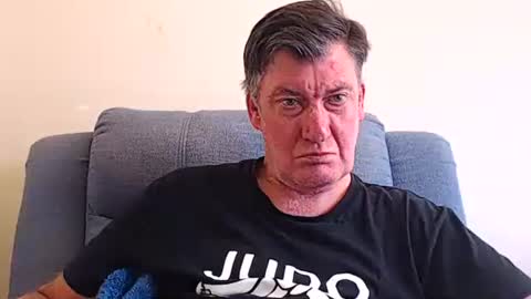 hotcam054 online show from April 25, 11:35 pm