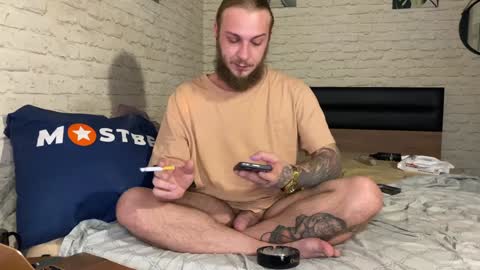 YounHotCouple online show from December 7, 1:29 pm