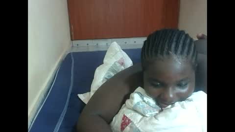 EBBY online show from April 18, 6:06 am