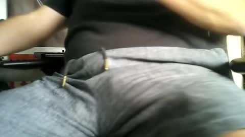 hotelstayer1234 online show from June 11, 5:44 pm