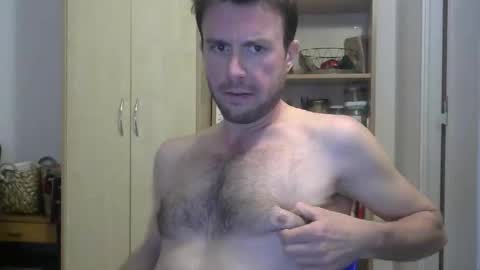 Le jardinier sexy online show from April 7, 8:09 pm