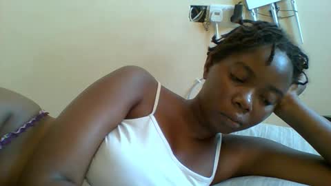 Queen online show from February 26, 7:51 am