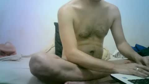 hottitan  twitter Marianoshcam online show from July 26, 5:15 am