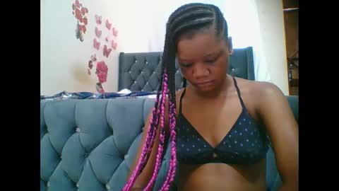 LOYCE online show from November 28, 8:06 am