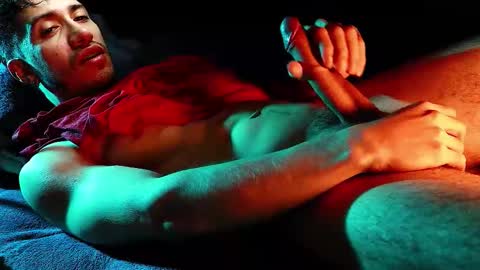 Hotlatinking online show from February 17, 9:39 am