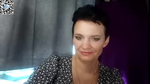 hotmamaqueen234 online show from July 14, 11:38 am