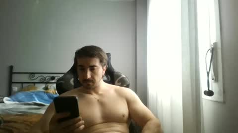 Snapshot of hotman_40_ chatting on February 19, 3:27 pm hotman_40_ online show from February 19, 3:27 pm