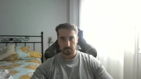 Snapshot of hotman_40_ chatting on November 3, 10:05 am hotman_40_ online show from November 3, 10:05 am