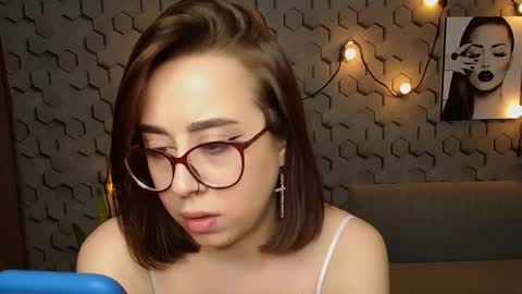 hotmariiaxs online show from March 10, 10:02 pm