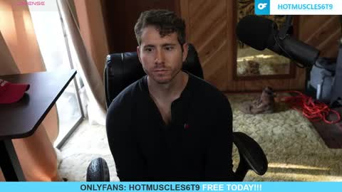 hotmuscles6t9 online show from June 3, 1:36 pm