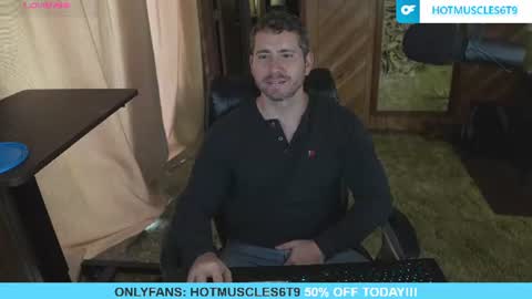 hotmuscles6t9 online show from July 9, 8:46 pm