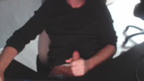 hotnickdk online show from January 18, 12:20 pm