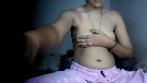 lola online show from June 18, 5:08 am