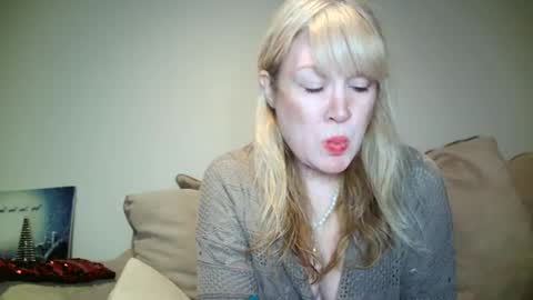 hotpepperose online show from December 5, 6:54 am