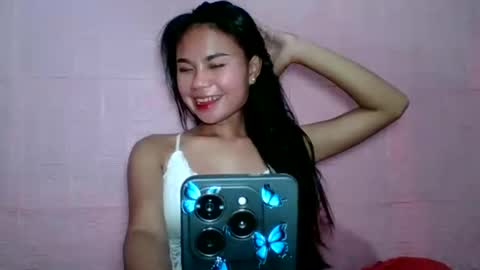 hotpink4u online show from December 6, 12:49 pm