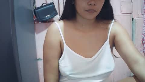 Snapshot of hotpink4u04 chatting on January 18, 11:30 pm hotpink4u04 online show from January 18, 11:30 pm