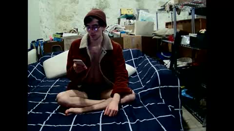 Hotstuff online show from May 16, 10:52 pm