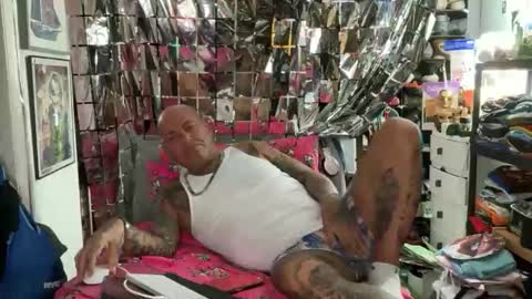 hotstuff775616 online show from April 19, 1:49 am