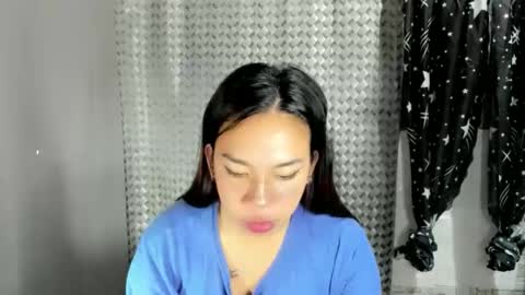 jelaigrande  online show from May 19, 11:33 pm
