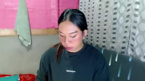 jelaigrande  online show from July 6, 5:59 pm