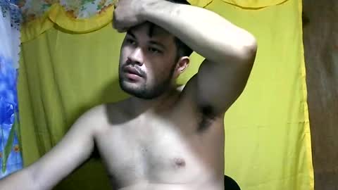 Snapshot of hottestpinoy2323 chatting on June 18, 9:14 am HottestPinoy32 online show from June 18, 9:14 am
