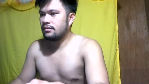 Snapshot of hottestpinoy2323 chatting on July 15, 1:05 pm HottestPinoy32 online show from July 15, 1:05 pm