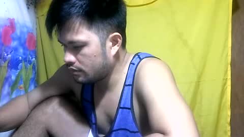 Snapshot of hottestpinoy2323 chatting on August 1, 6:45 am HottestPinoy32 online show from August 1, 6:45 am