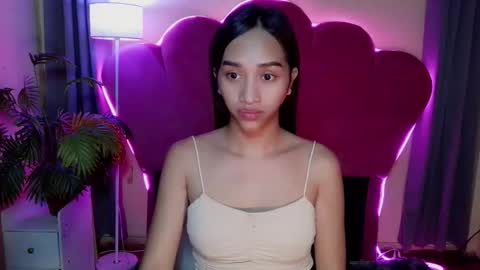 Snapshot of hottie_diary chatting on March 11, 7:58 am kylie online show from March 11, 7:58 am