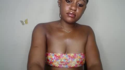Ella online show from November 1, 11:18 pm