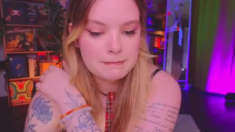 Jane  online show from October 31, 3:57 pm