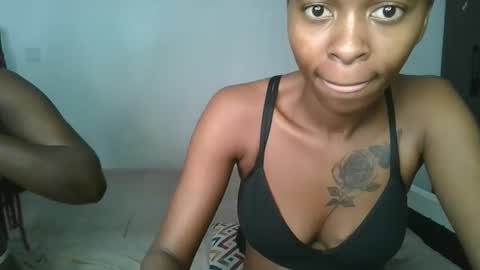hottie_mistie online show from May 25, 7:47 am